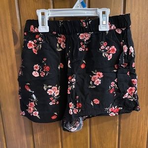Flower shorts